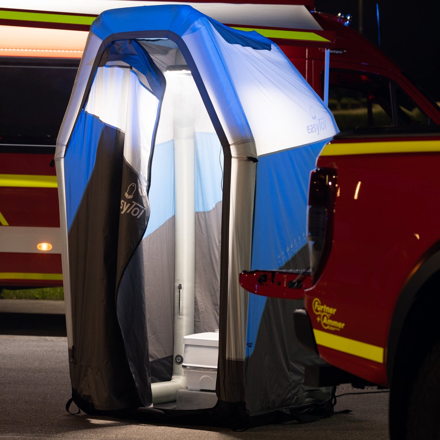 EasyToilet SOS - mobile toilet for fire service equipment