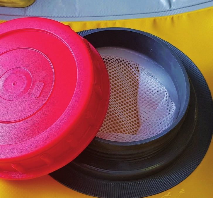 100 mm Einfüllöffnung des Löschrucksacks mit Siebeinsatz und Schraubdeckel