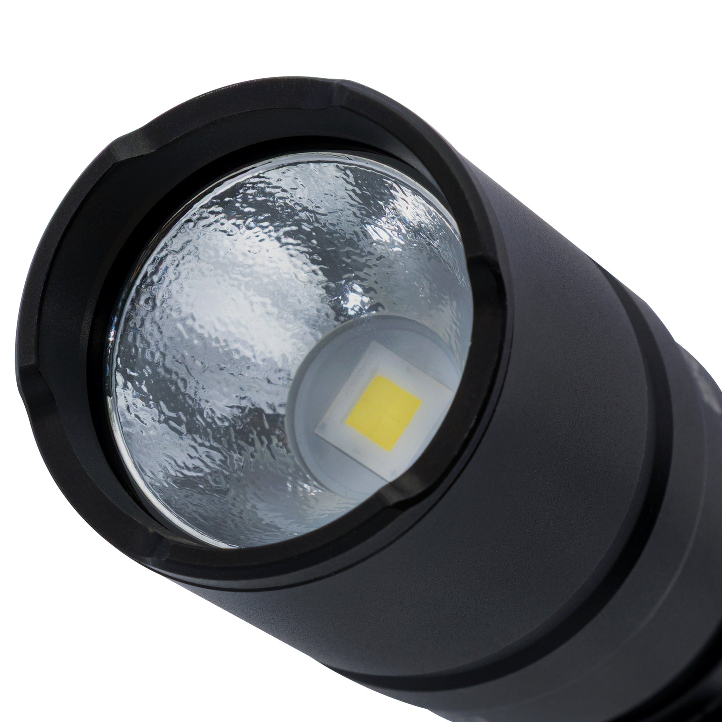 Mactronic Black Eye X52 THH0080 Handtaschenlampe freigestellt – Produktfoto Nr. 3 mit 5200 lm, IPX8