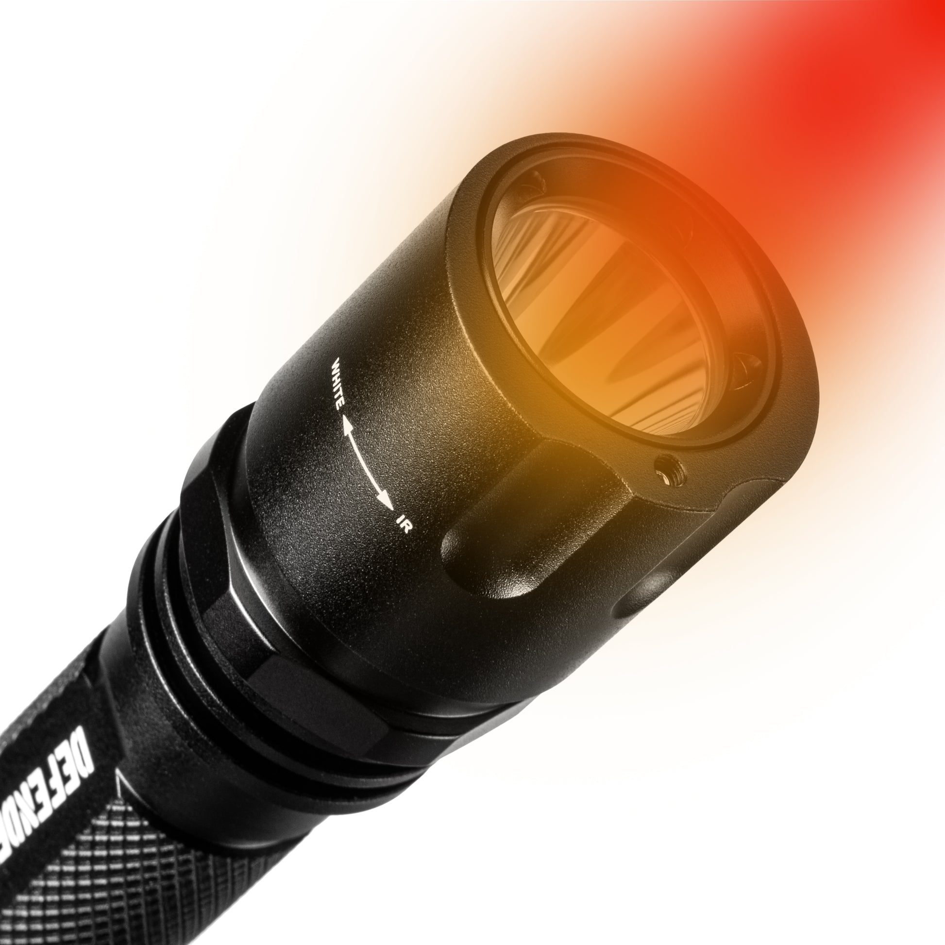 Mactronic Defender IR THH0126 Handtaschenlampe freigestellt – Produktfoto Nr. 2 mit 400 lm, IPX7