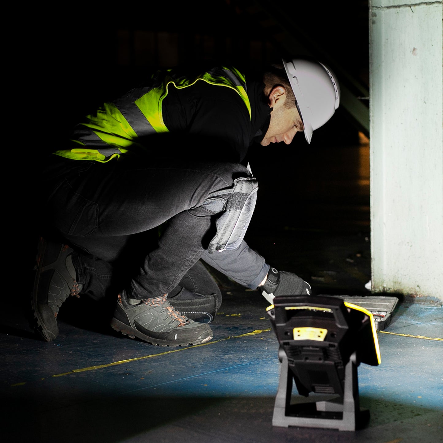 Mactronic Dual Beam PWL0081 Arbeitsleuchte im Einsatz – Anwendungsbild Nr. 5 mit 4500 lm, IP54