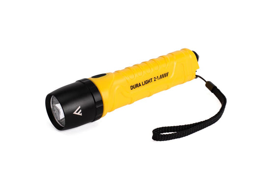 Mactronic Dura Light 2.1 PHH0121 Handtaschenlampe freigestellt – Produktfoto Nr. 1 mit 800 lm, IP67