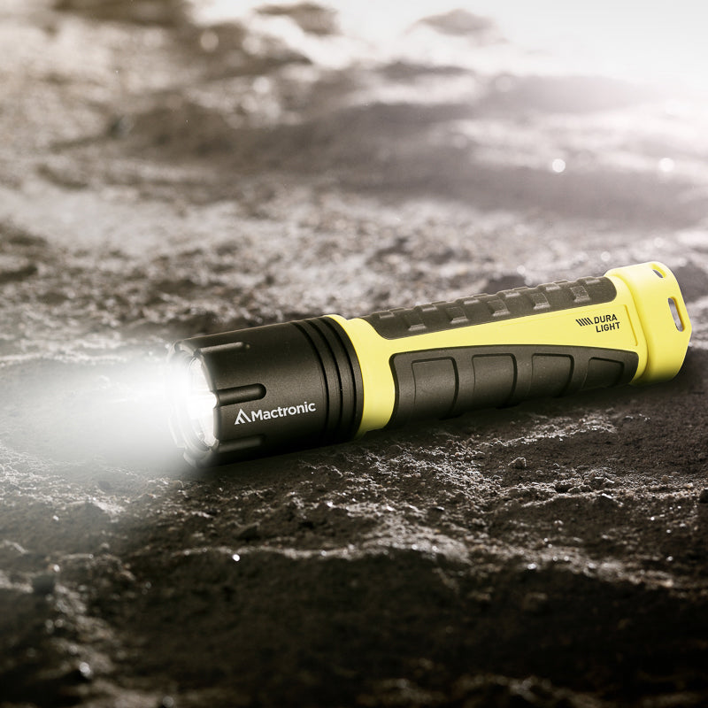 Mactronic Dura Light 920 Handtaschenlampe im Einsatz – Anwendungsbild Nr. 3 mit 920 lm