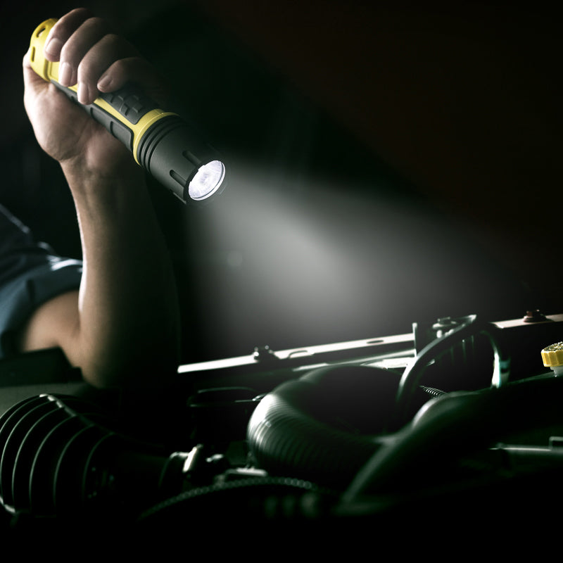 Mactronic Dura Light 920 Handtaschenlampe im Einsatz – Anwendungsbild Nr. 4 mit 920 lm