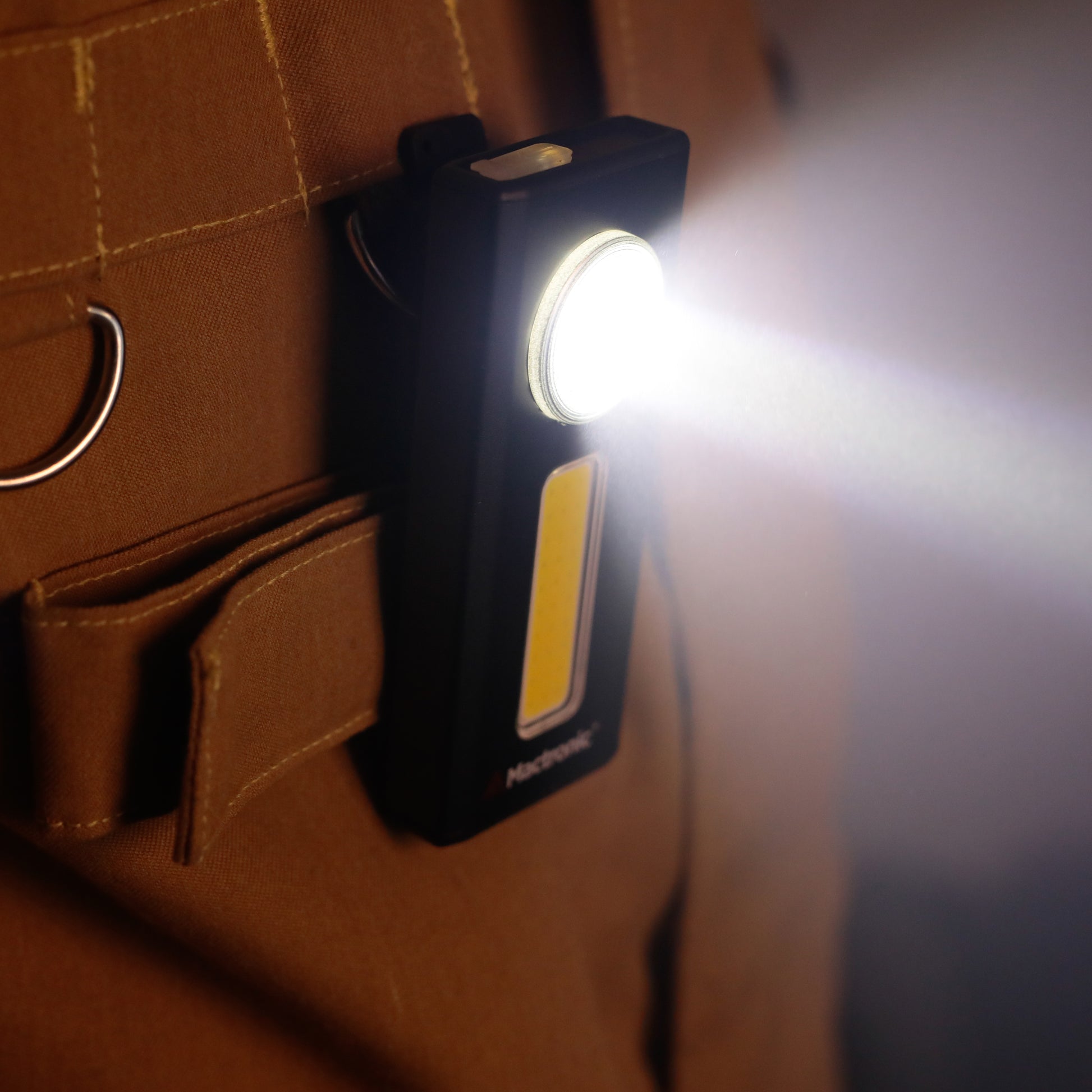 Mactronic Flagger 650 PHH1073 Handtaschenlampe im Einsatz – Anwendungsbild Nr. 1 mit 500 lm, IPX4