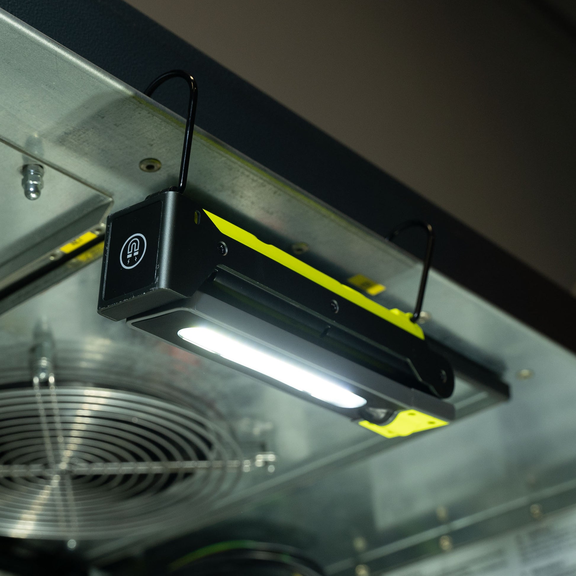 Mactronic Flexi Beam PWL0091 Arbeitsleuchte im Einsatz – Anwendungsbild Nr. 14 mit 600 lm, IP64