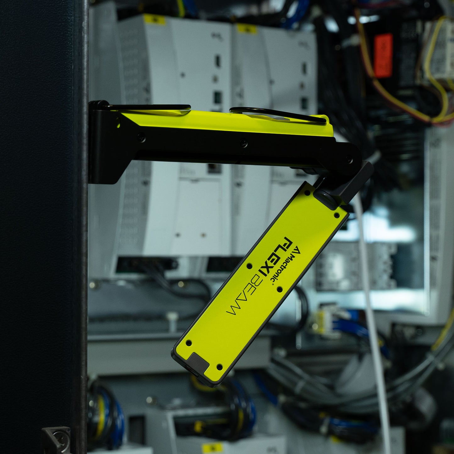 Mactronic Flexi Beam PWL0091 Arbeitsleuchte im Einsatz – Anwendungsbild Nr. 15 mit 600 lm, IP64