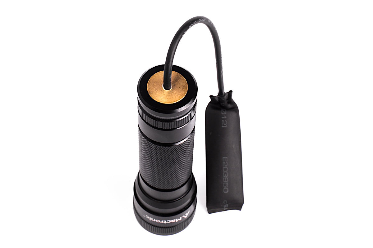 Mactronic MCT-3 THH0151.1 – Taktisches Waffenlicht für PM-98 Glauberyt mit Fernschalter, 700 lm, IPX8 – Rückansicht