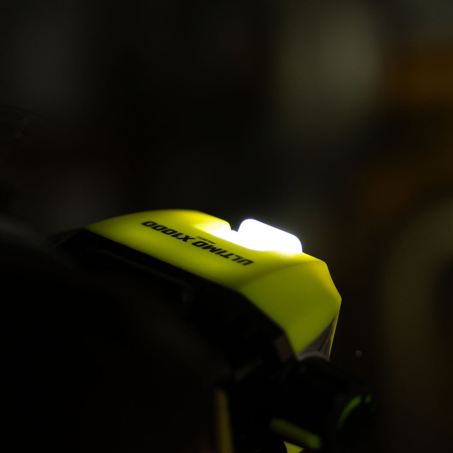 Mactronic Ultimo X1000 PHL0012 – Industrie-Stirnlampe mit ADS und Rücklicht, 1000 lm, IPX5