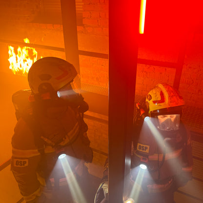 Mactronic M-FIRE GUARDIAN XR – ATEX-Winkelleuchte mit Rotlicht | 240 lm | IP67 | Zone 0 | Wiederaufladbar – Ansicht 8