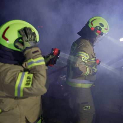 Mactronic M-FIRE GUARDIAN XW – ATEX-Winkelleuchte mit Weißlicht-Flutlicht | 240 lm | IP67 | Zone 0 | Wiederau – Detailansicht